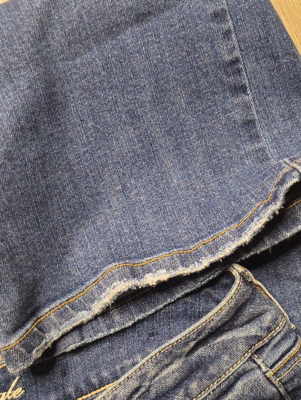 S1116 Low Rise Boyfriend w/31.5" Inseam👖American Eagle Women's Size 12 Jeans - Picture 6 of 7